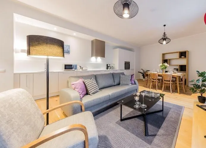 Pronksi 3 Apartments