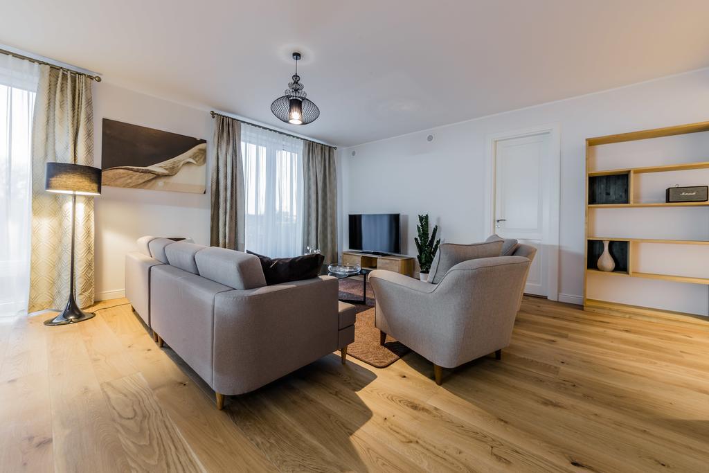 Pronksi 3 * Tallinn